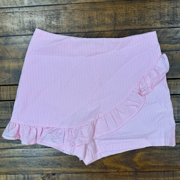 Lilly Pulitzer Faye Seersucker Capri Coral Pink Preppy Ruffle Feminine Skort 10 - Picture 4 of 15